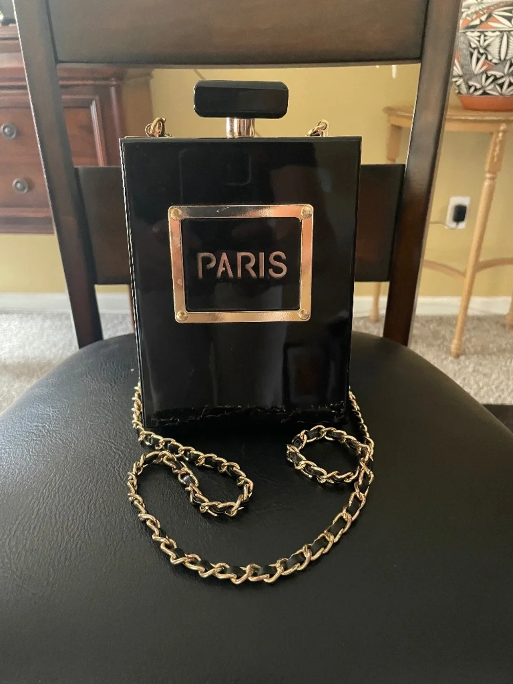 Women’s Paris clutch